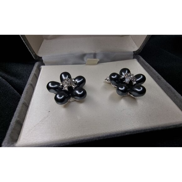 Vintage Nolan Miller Flower Clip-On Earrings W/ Rhinestones & Faux Black Pearls - Picture 5 of 5